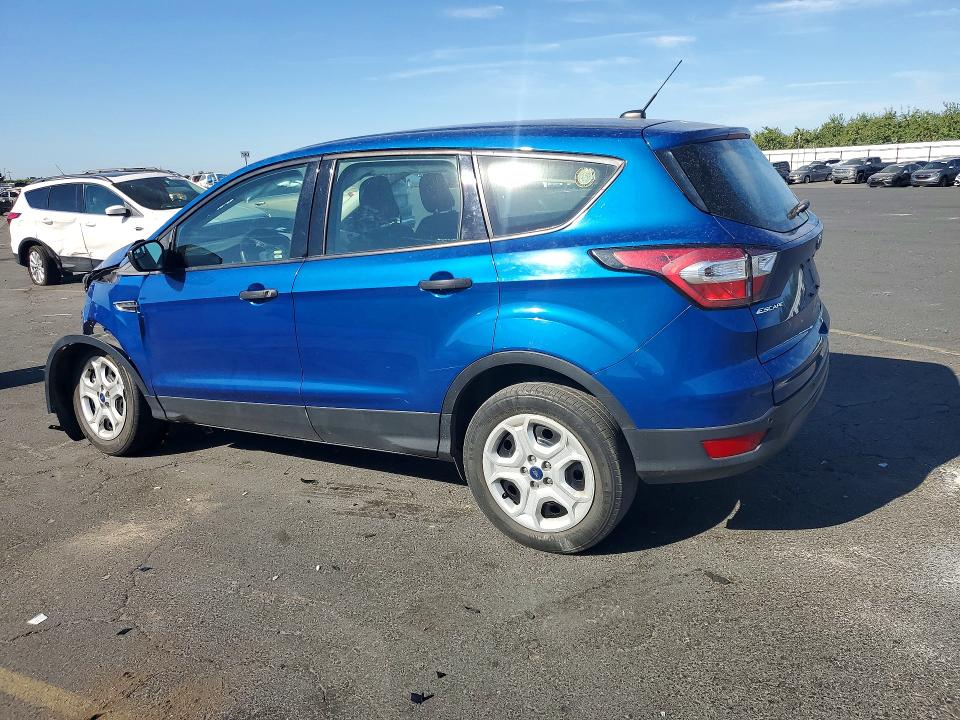 Продаж на аукціоні авто 2018 Ford Escape, vin: 1FMCU0F76JUC76517, номер лоту: 59825656