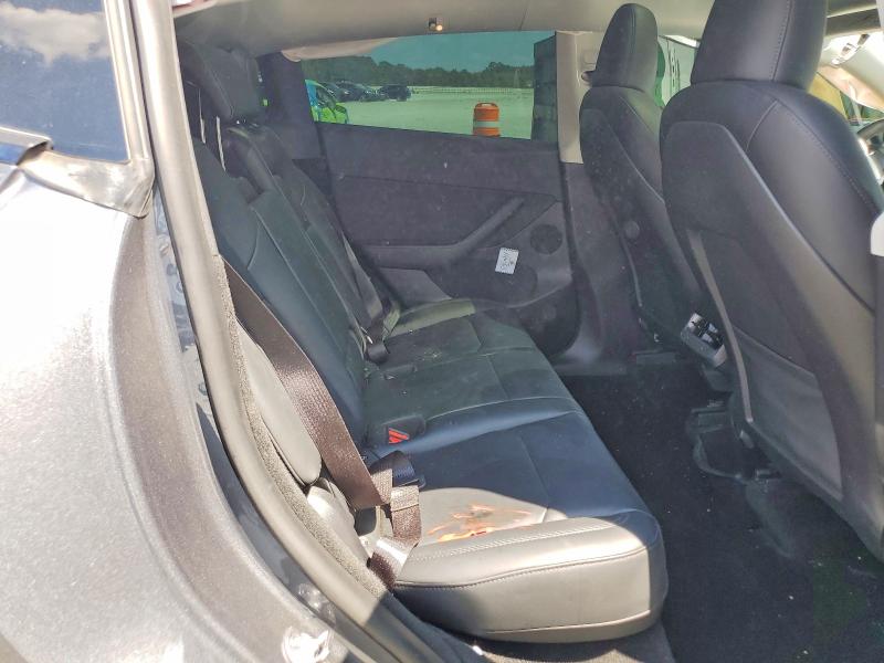 63221466 :رقم المزاد ، 7SAYGDEE0NA006223 vin ، 2022 Tesla Model Y مزاد بيع