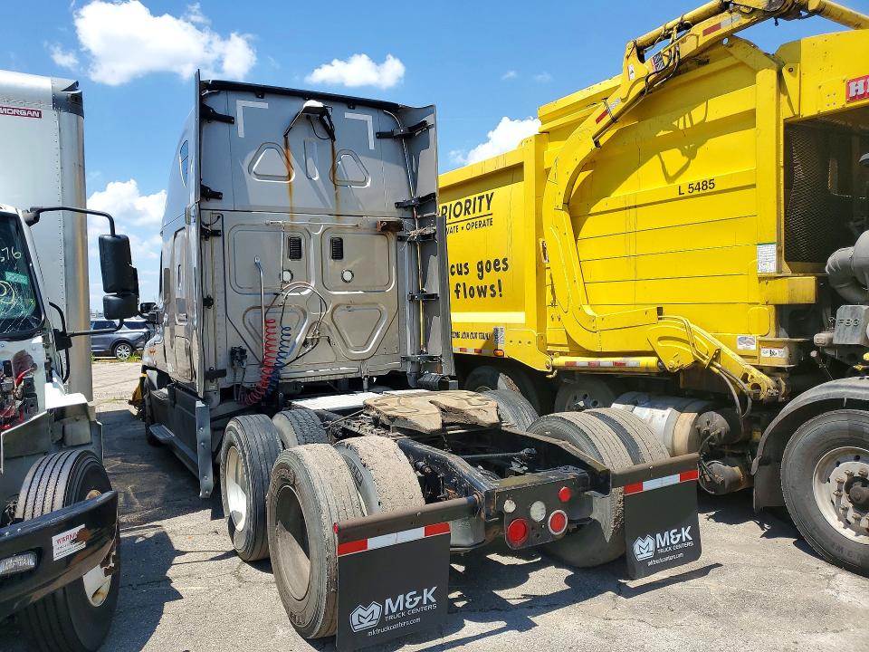 Продаж на аукціоні авто 2017 Freightliner Cascadia 125, vin: 3AKJGLDR3HSHF0881, номер лоту: 59971196
