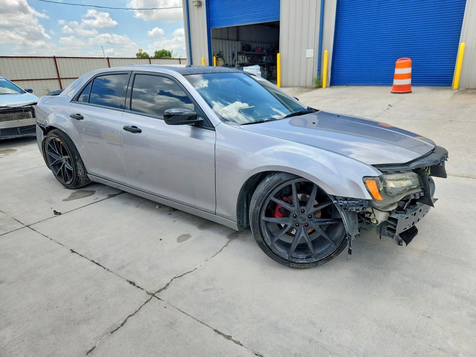61022266 :رقم المزاد ، 2C3CCAAG5GH211923 vin ، 2016 Chrysler 300 مزاد بيع