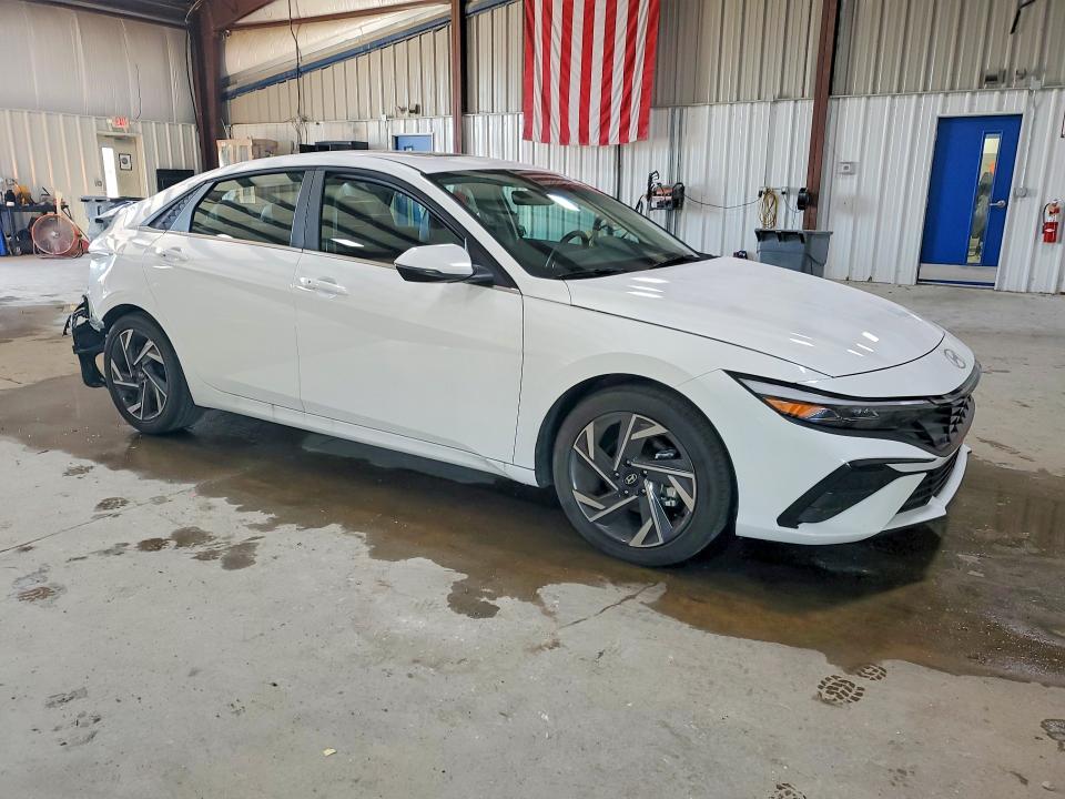 2026 Hyundai Elantra მანქანა იყიდება აუქციონზე, vin: KMHLP4DG0TU172576, აუქციონის ნომერი: 62446606