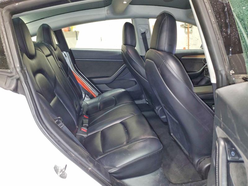 60405226 :رقم المزاد ، 5YJ3E1EA9NF371138 vin ، 2022 Tesla Model 3 مزاد بيع