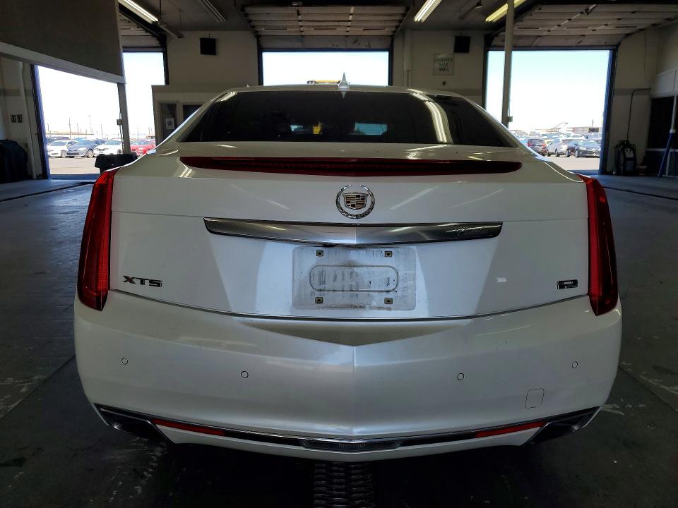 2014 Cadillac Xts მანქანა იყიდება აუქციონზე, vin: 2G61S5S38E9204421, აუქციონის ნომერი: 60197366