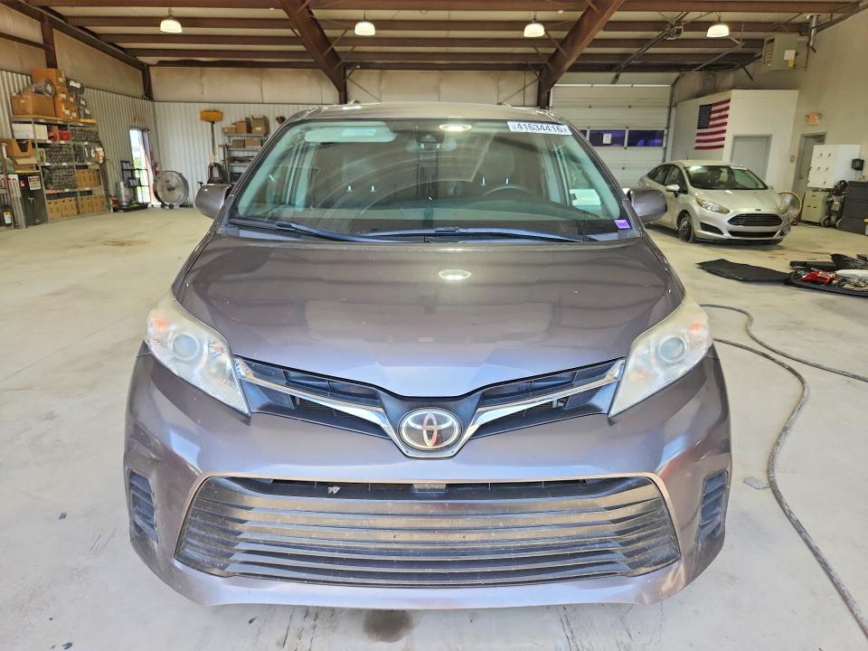 Auction sale of the 2019 Toyota Sienna, vin: 5TDKZ3DC0KS969110, lot number: 41634416