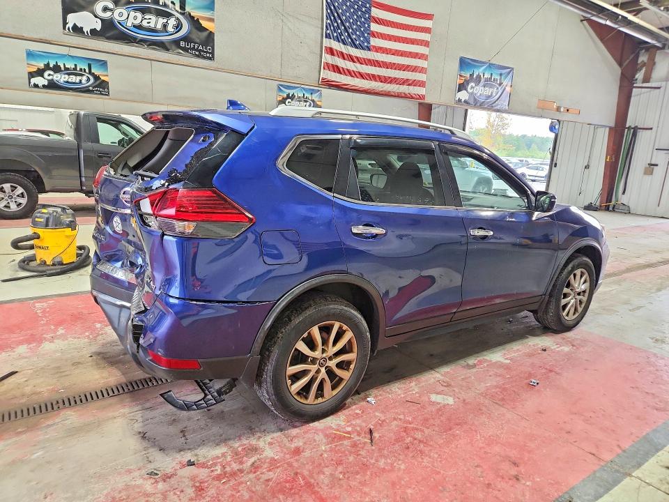 Продажа на аукционе авто 2017 Nissan Rogue, vin: JN8AT2MV7HW004296, номер лота: 61699726