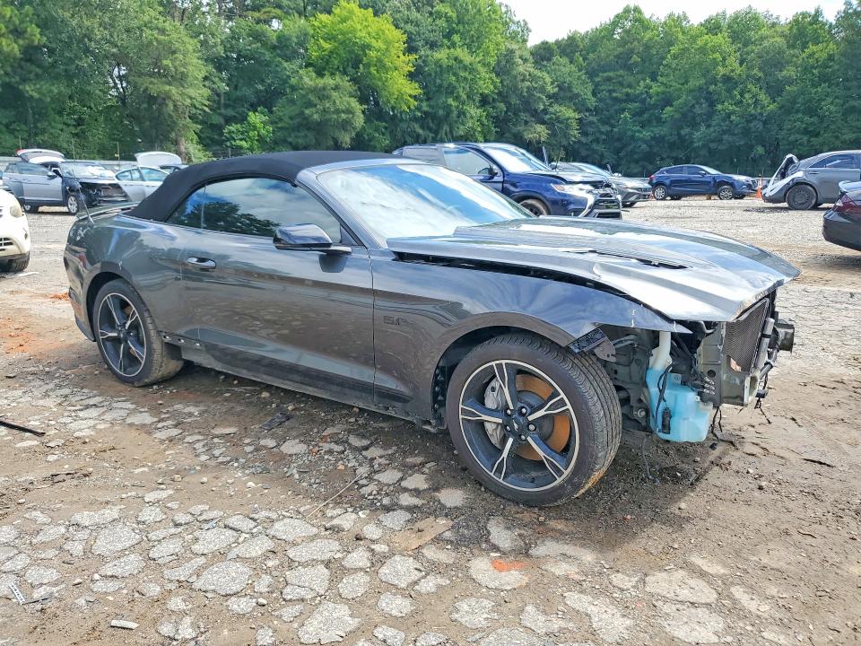 60850046 :رقم المزاد ، 1FATP8FF9H5212127 vin ، 2017 Ford Mustang مزاد بيع