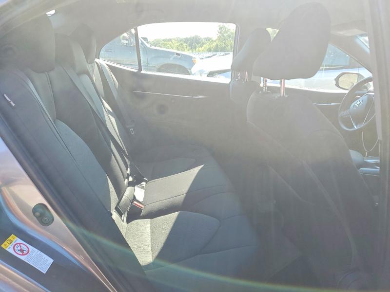 Продажа на аукционе авто 2018 Toyota Camry, vin: 4T1B11HK9JU133976, номер лота: 62209336