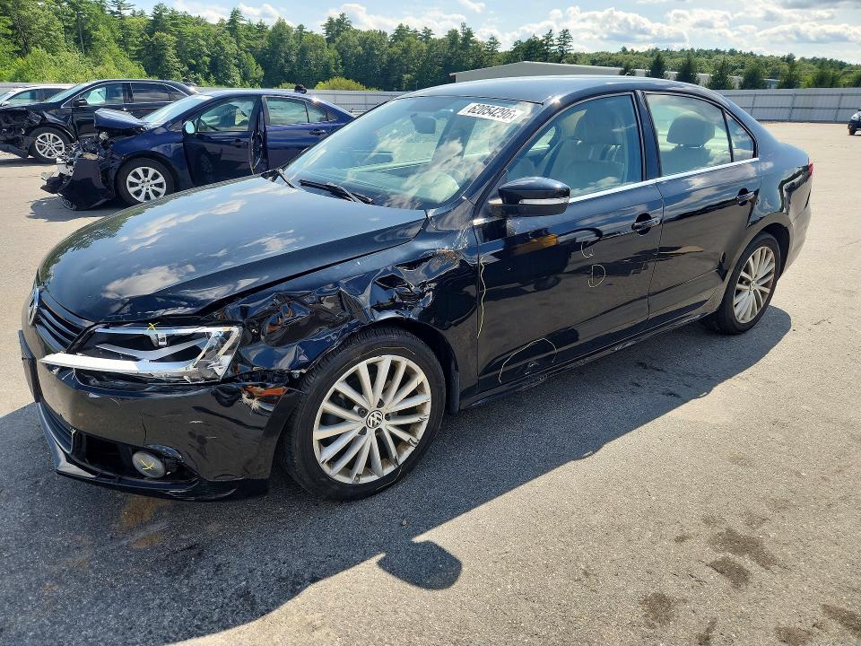 62054296 :رقم المزاد ، 3VWLZ7AJXBM348873 vin ، 2011 Volkswagen Jetta مزاد بيع