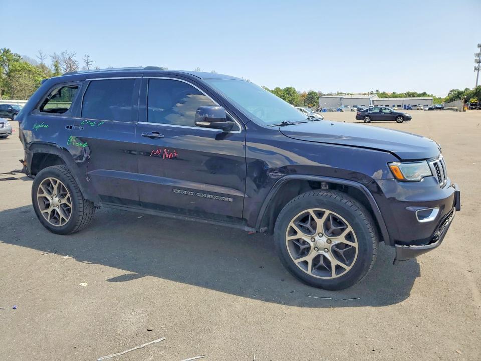 63289306 :رقم المزاد ، 1C4RJFBG7JC338223 vin ، 2018 Jeep Grand Cherokee مزاد بيع
