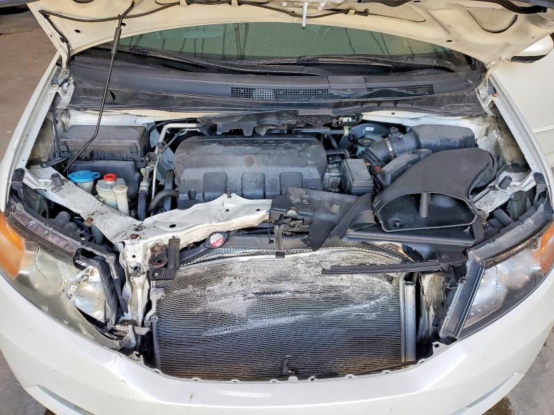 61697276 :رقم المزاد ، 5FNRL5H60EB138845 vin ، 2014 Honda Odyssey مزاد بيع