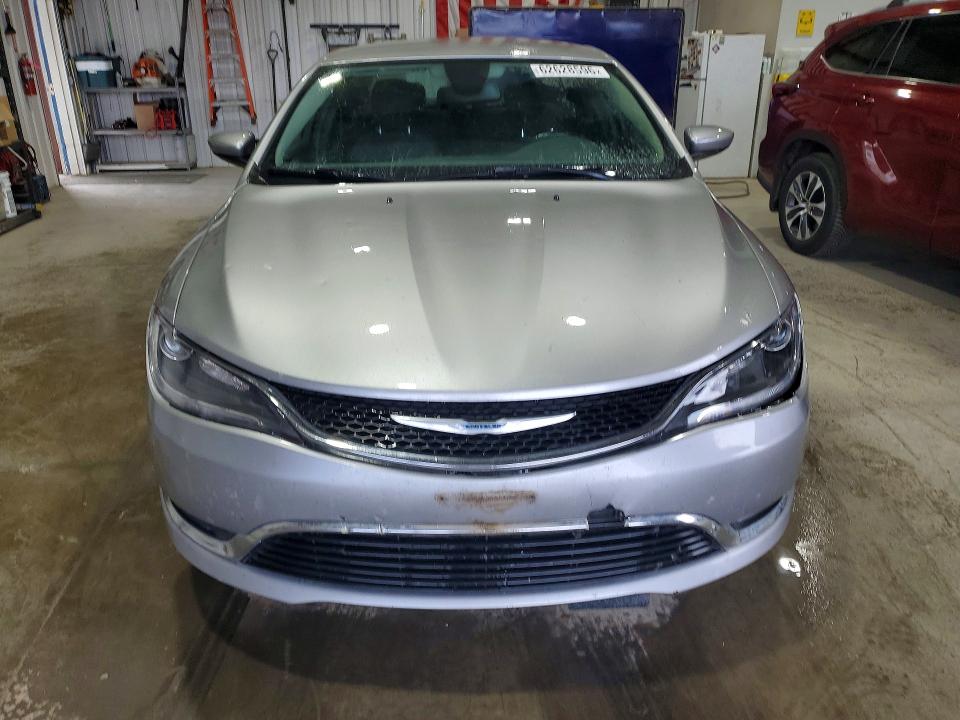 62628596 :رقم المزاد ، 1C3CCCAB7FN680937 vin ، 2015 Chrysler 200 مزاد بيع