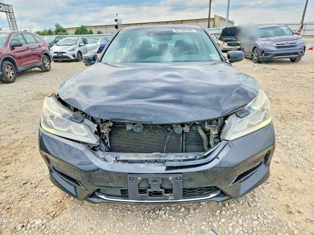 Продажа на аукционе авто 2017 Honda Accord, vin: JHMCR6F59HC030471, номер лота: 62756706