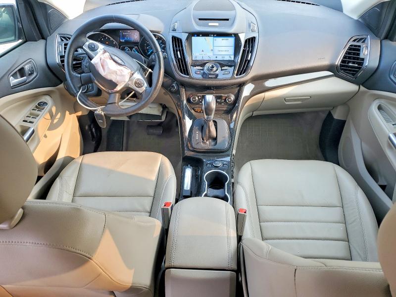 Продажа на аукционе авто 2016 Ford Escape, vin: 1FMCU0JX5GUC72412, номер лота: 61129786