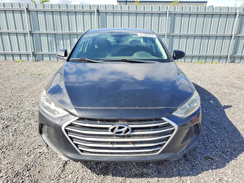 61965616 :رقم المزاد ، 5NPD74LF9HH150756 vin ، 2017 Hyundai Elantra مزاد بيع