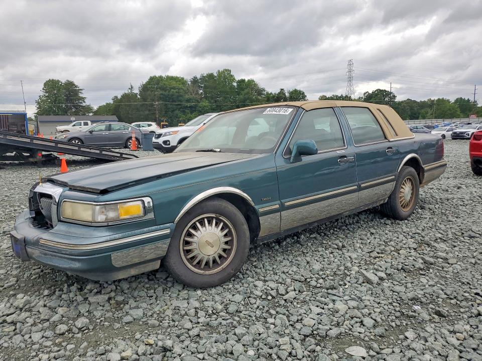 Продажа на аукционе авто 1996 Lincoln Town Car, vin: 1LNLM81WXTY618690, номер лота: 60843016