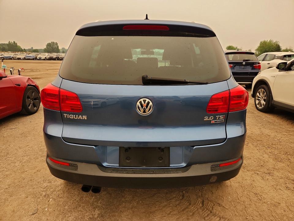 61158116 :رقم المزاد ، WVGLV7AX8HK010046 vin ، 2017 Volkswagen Tiguan مزاد بيع