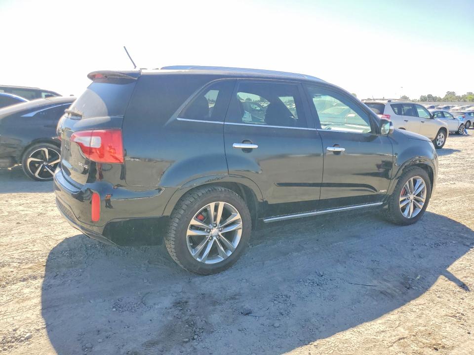 60854396 :رقم المزاد ، 5XYKWDA74FG599269 vin ، 2015 Kia Sorento مزاد بيع