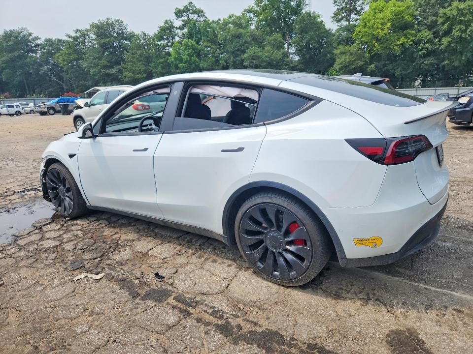 62300156 :رقم المزاد ، 7SAYGDEF6NF438360 vin ، 2022 Tesla Model Y مزاد بيع