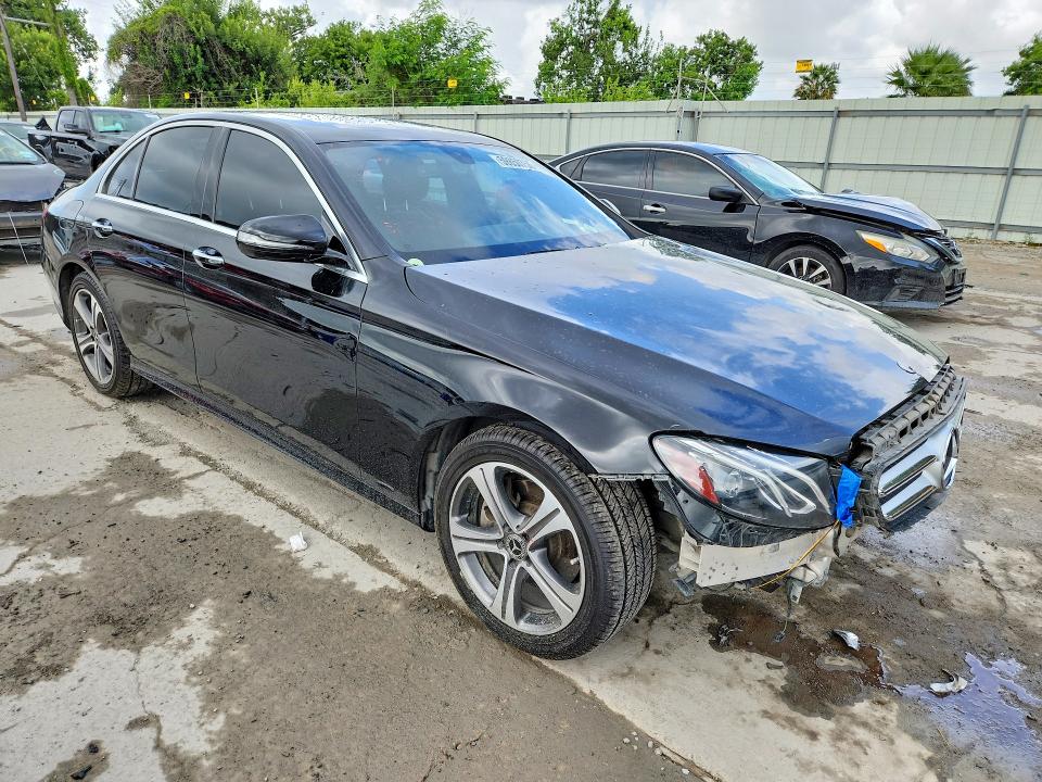 Продажа на аукционе авто 2018 Mercedes-benz E, vin: WDDZF4KB0JA480828, номер лота: 59850756