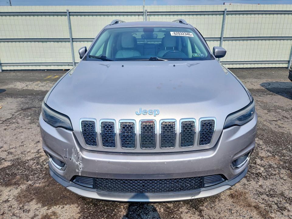 62032346 :رقم المزاد ، 1C4PJMDX1KD156022 vin ، 2019 Jeep Cherokee مزاد بيع