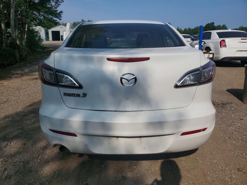61131706 :رقم المزاد ، JM1BL1UF0D1717700 vin ، 2013 Mazda 3 مزاد بيع