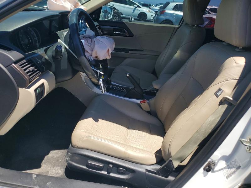 60838696 :رقم المزاد ، 1HGCR2F86HA095229 vin ، 2017 Honda Accord مزاد بيع