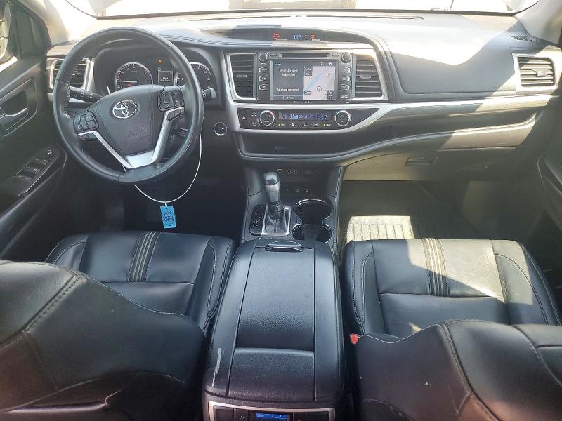 Продаж на аукціоні авто 2018 Toyota Highlander, vin: 5TDJZRFH7JS863517, номер лоту: 60938726