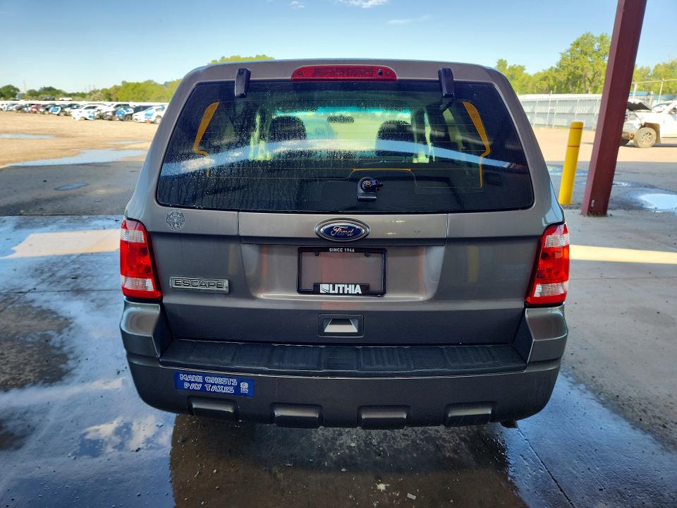 60629116 :رقم المزاد ، 1FMCU0C70AKC82958 vin ، 2010 Ford Escape مزاد بيع