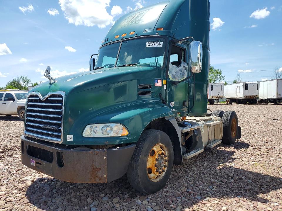 Продаж на аукціоні авто 2017 Mack Semi, vin: 1M1AW01X3HM009455, номер лоту: 59224106