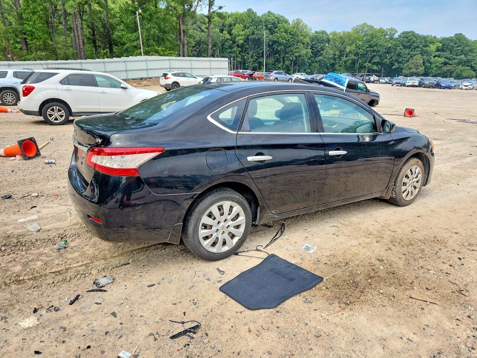 2015 Nissan Sentra მანქანა იყიდება აუქციონზე, vin: 3N1AB7APXFL691104, აუქციონის ნომერი: 62479236