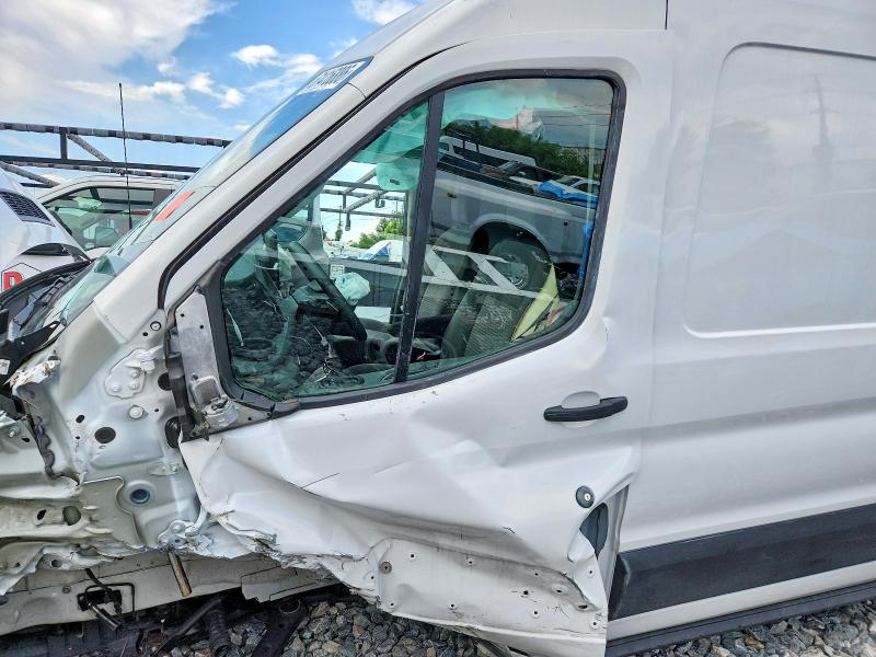 2025 Ford Transit მანქანა იყიდება აუქციონზე, vin: 1FTBR2CG3SKB27125, აუქციონის ნომერი: 61416886
