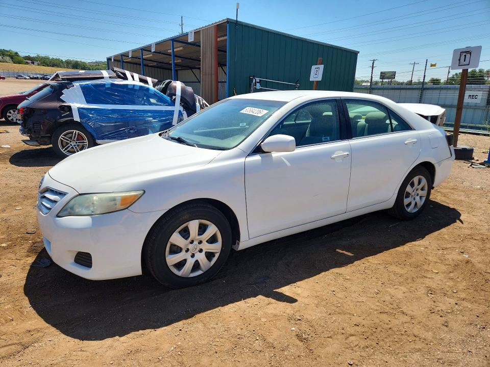 60884206 :رقم المزاد ، 4T1BF3EK7AU570084 vin ، 2010 Toyota Camry مزاد بيع