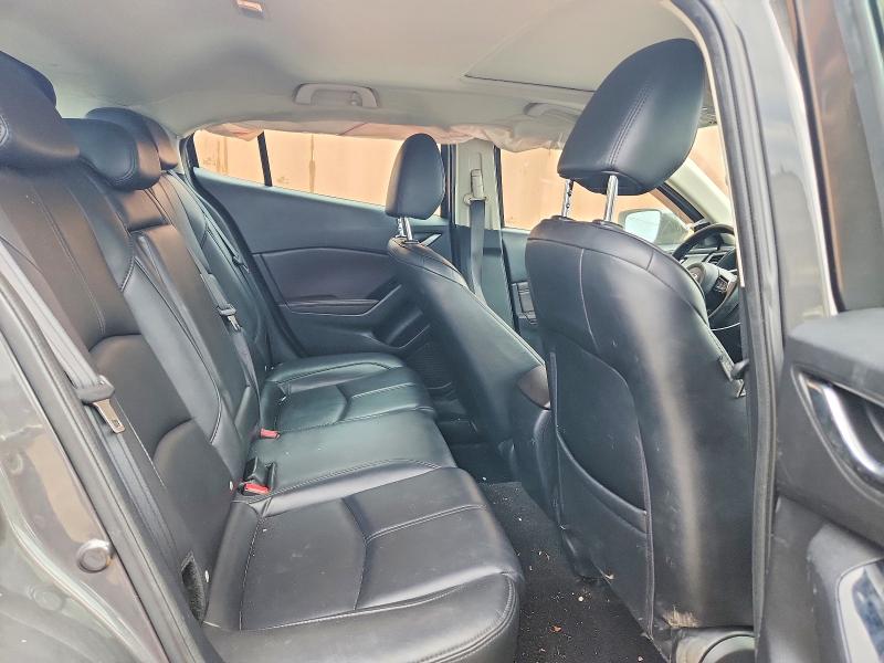 Продаж на аукціоні авто 2018 Mazda 3, vin: 3MZBN1L32JM229989, номер лоту: 60362486