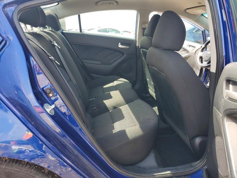 2017 Kia Forte მანქანა იყიდება აუქციონზე, vin: 3KPFK4A7XHE085536, აუქციონის ნომერი: 62423496