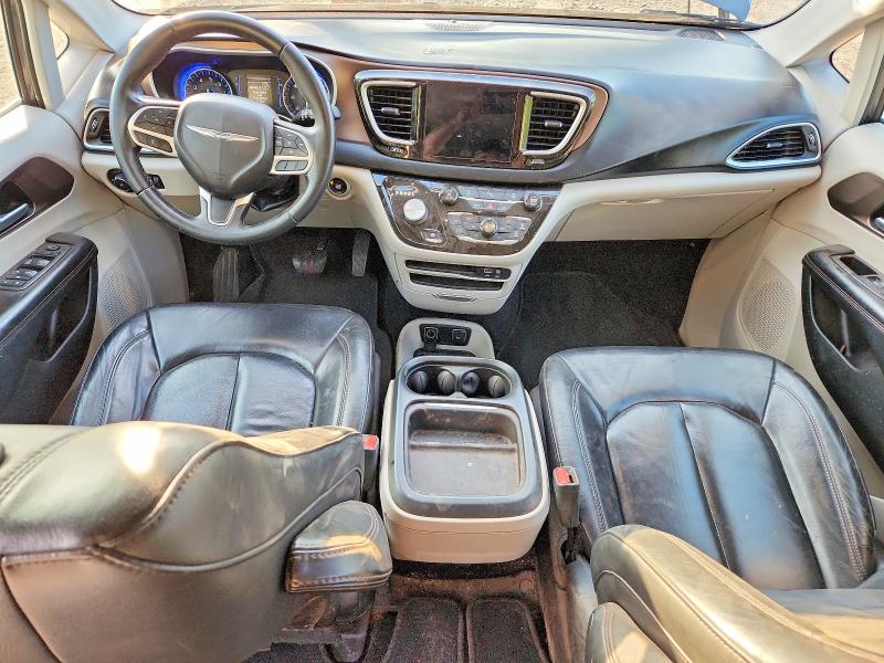 58603206 :رقم المزاد ، 2C4RC1BG4HR821196 vin ، 2017 Chrysler Pacifica مزاد بيع