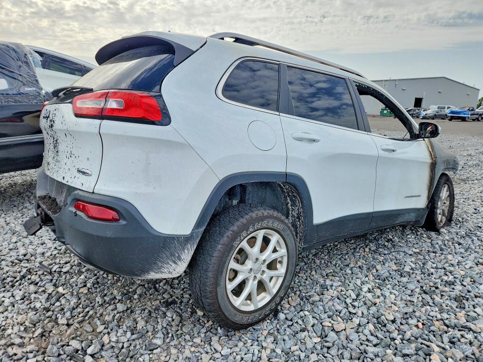 60244686 :رقم المزاد ، 1C4PJMCS6EW229187 vin ، 2014 Jeep Cherokee مزاد بيع