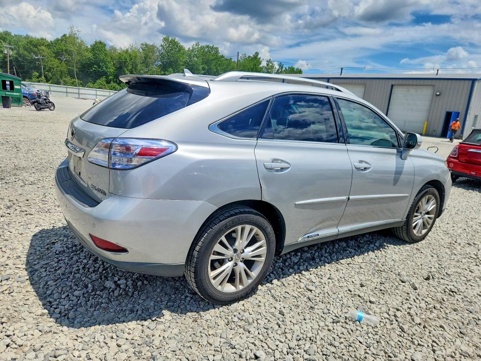 60702676 :رقم المزاد ، JTJBC1BA1B2423900 vin ، 2011 Lexus Rx مزاد بيع