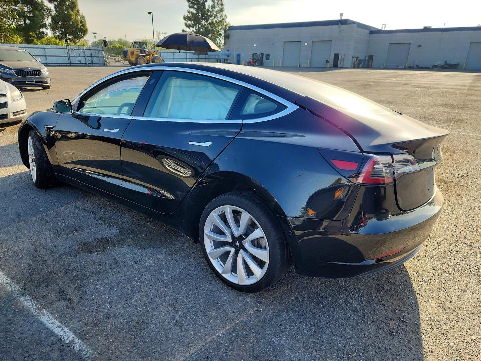 Aukcja sprzedaży 2018 Tesla Model 3, vin: 5YJ3E1EA0JF154572, numer aukcji: 62702066