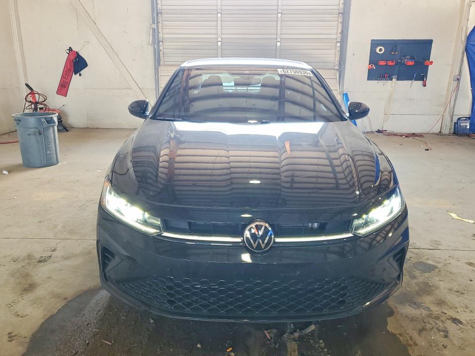 62756936 :رقم المزاد ، 3VWBX7BU6SM095884 vin ، 2025 Volkswagen Jetta مزاد بيع