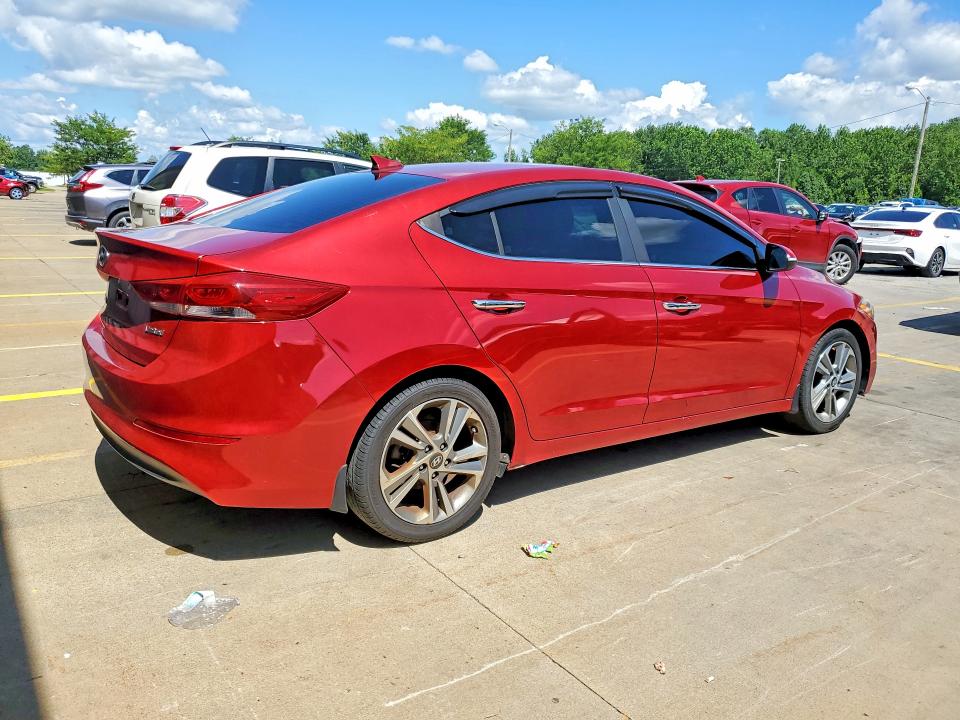 2017 Hyundai Elantra მანქანა იყიდება აუქციონზე, vin: KMHD84LF3HU339286, აუქციონის ნომერი: 60921106
