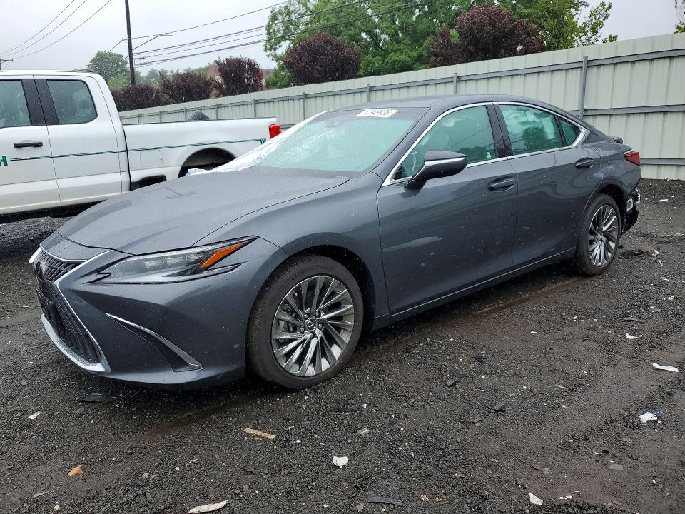 62949936 :رقم المزاد ، 58AFA1C14SU056895 vin ، 2025 Lexus Es 300h مزاد بيع