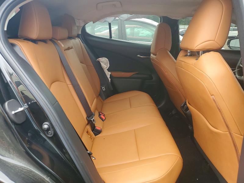60324456 :رقم المزاد ، JTHP9JBH4N2058720 vin ، 2022 Lexus Ux 250h مزاد بيع