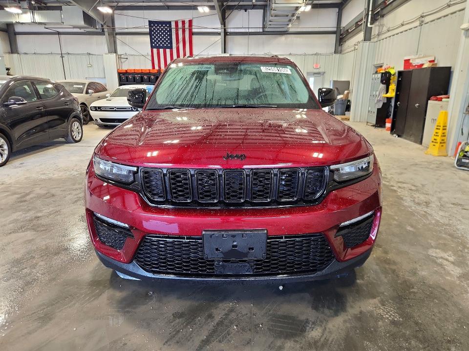 Продажа на аукционе авто 2023 Jeep Grand Cherokee, vin: 1C4RJHBG6PC662395, номер лота: 62598106