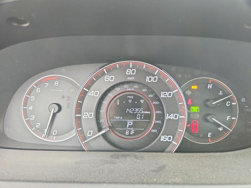 61048766 :رقم المزاد ، 1HGCT2B85FA003063 vin ، 2015 Honda Accord مزاد بيع