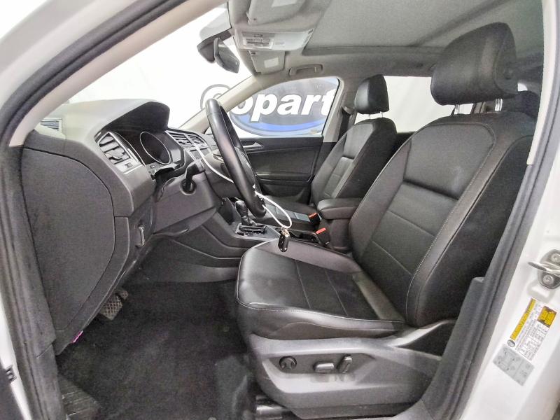 2018 Volkswagen Tiguan მანქანა იყიდება აუქციონზე, vin: 3VV3B7AX5JM120677, აუქციონის ნომერი: 60423966