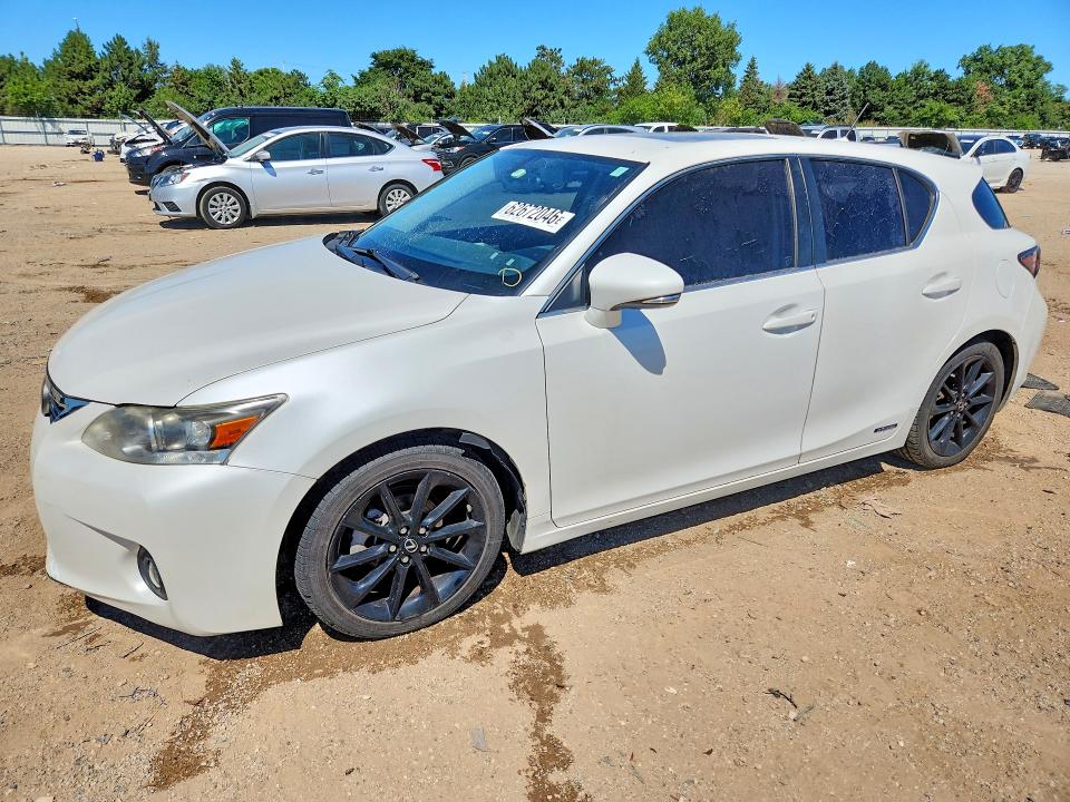 62672046 :رقم المزاد ، JTHKD5BH4B2022196 vin ، 2011 Lexus Ct مزاد بيع