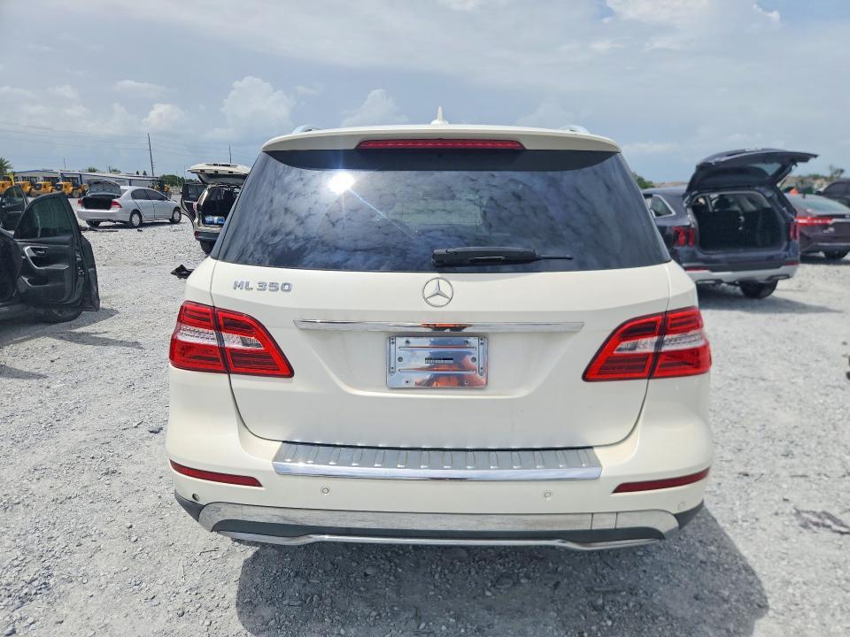 Auction sale of the 2015 Mercedes-benz Ml, vin: 4JGDA5JB9FA455729, lot number: 60994956