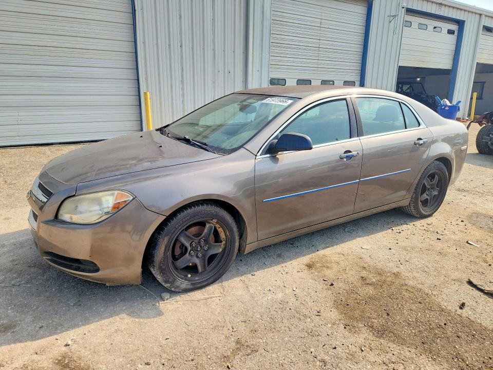 61973966 :رقم المزاد ، 1G1ZB5E12BF136137 vin ، 2011 Chevrolet Malibu مزاد بيع