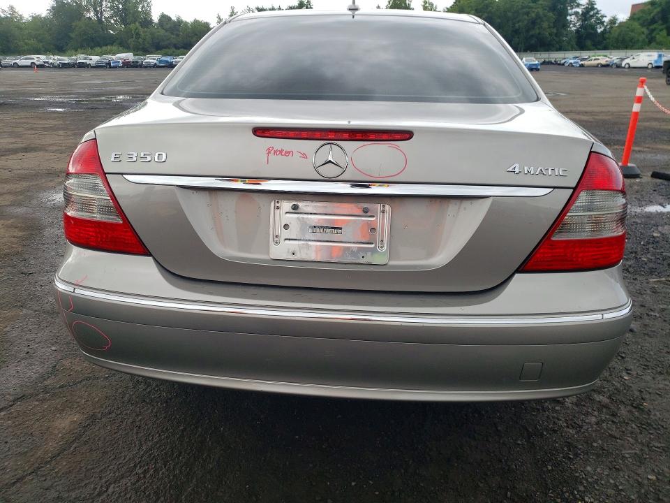 Продажа на аукционе авто 2008 Mercedes-benz E, vin: WDBUF87X38B214271, номер лота: 61693206