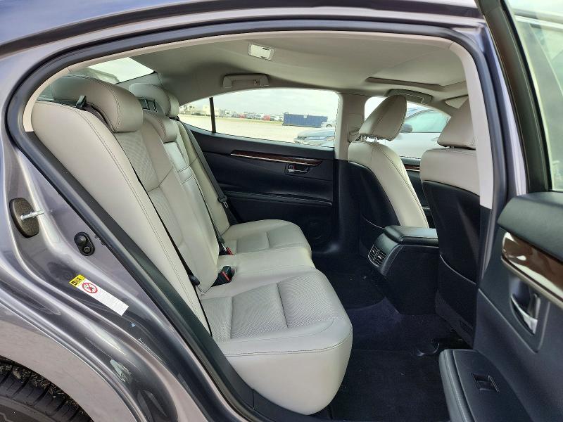 62670886 :رقم المزاد ، JTHBK1GG0D2045332 vin ، 2013 Lexus Es مزاد بيع